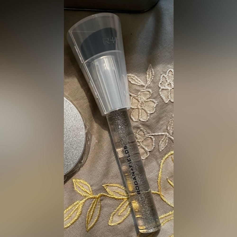 Rodan + Fields Brush
